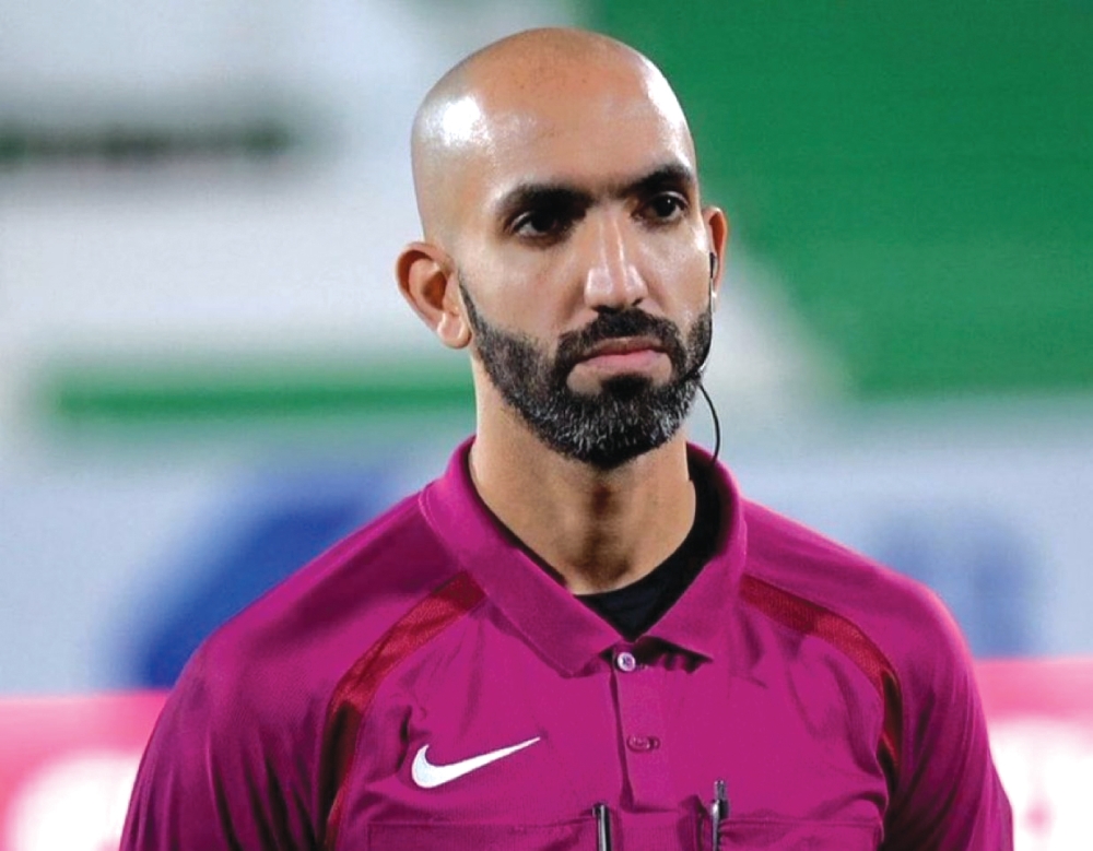 الكشف عن حكم مباراة الهلال أمام جوانجغو في نخبة أسيا