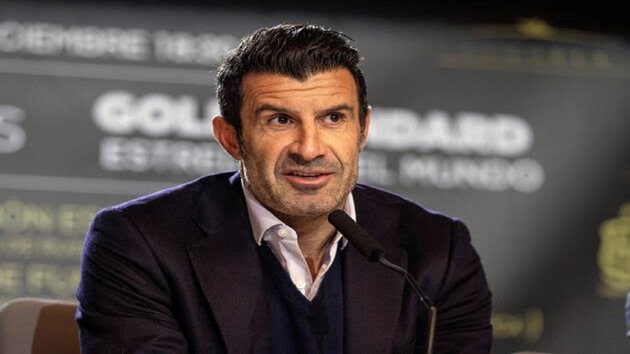 فيغو يرفض ترشيح برشلونة ويشيد بلامين يامال قبل كلاسيكو الكأس