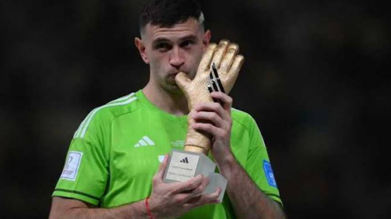‎مارتينيز وبايلي على رادار الانتقال إلى دوري روشن