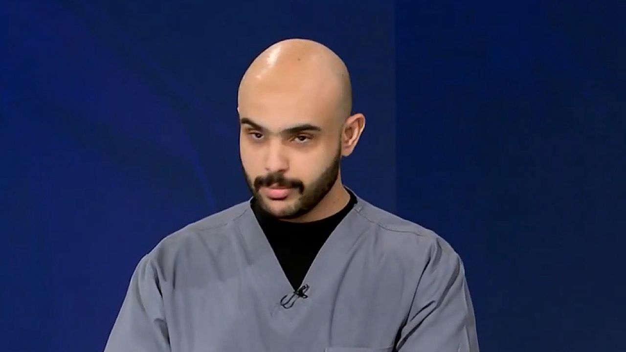 هناك اختصاصي تكميم في دوري روشن يعالج إصابات لاعبي كرة القدم.. فيديو