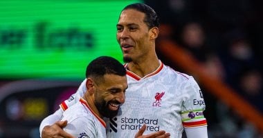 ميرور: فان دايك ينافس محمد صلاح على جائزة لاعب الموسم في إنجلترا – مصرنا