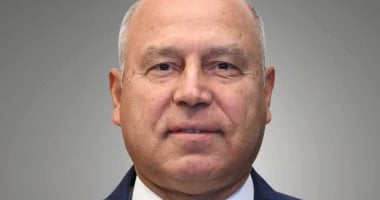 كامل الوزير يستعرض موقف مشروعات التنمية الصناعية بصعيد مصر – مصرنا