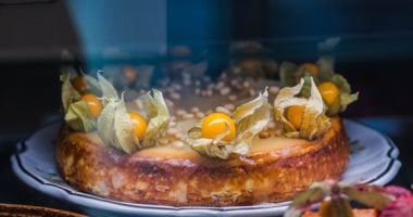 طريقة عمل كيك الحرنكش.. مشبعة وطعمها حلو –  مصرنا
