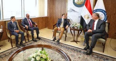 بدوى: مجمع البحر المتوسط للبتروكيماويات يتمتع بإمكانيات ضخمة –  مصرنا