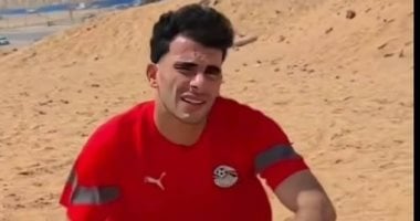 زيزو يتدرب على الرمال بقميص منتخب مصر.. صور –  مصرنا