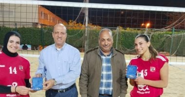 الأهلي يهزم سبورتنج ويتوج بدوري سيدات الكرة الطائرة الشاطئية – مصرنا