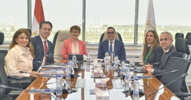 وزير الاستثمار يلتقى رئيسة البنك الأوروبى لتعزيز الاستثمارات الأوروبية فى مصر – مصرنا