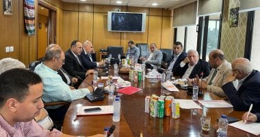 غرفة الصناعات النسيجية تبحث تحديات التراخيص ورسوم الصيانة – مصرنا