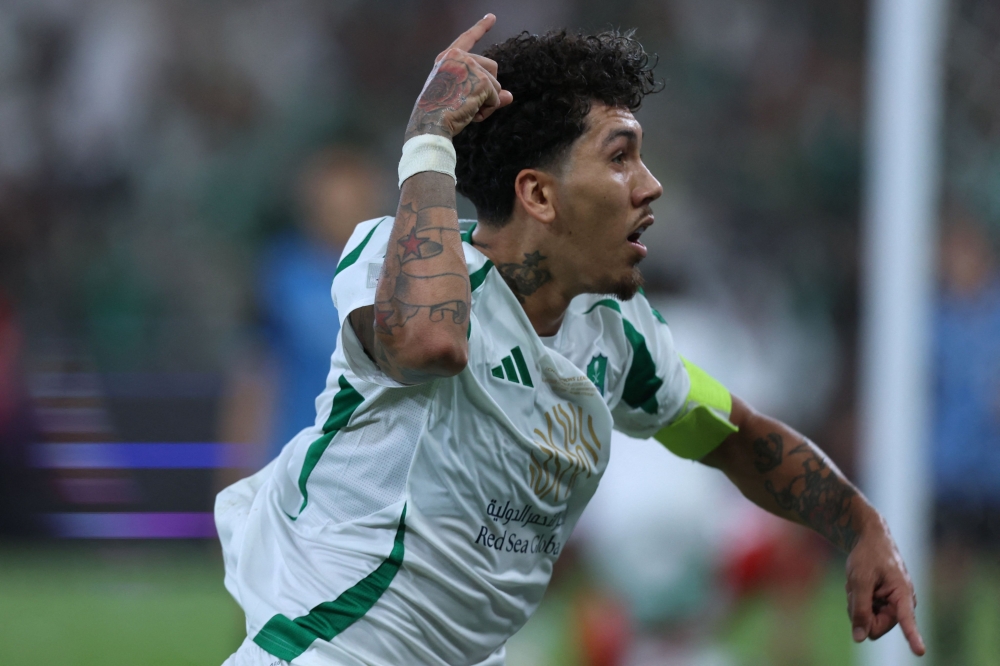 بعد تتويجه بـ أفضل لاعب في البطولة.. ماذا قدم روبرتو فيرمينو مع الأهلي في دوري أبطال آسيا للنخبة؟