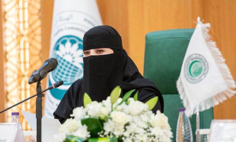 البروفيسورة نورة الرشود تتقلد ميدالية اليوبيل لحقوق الإنسان من رئيس أذربيجان