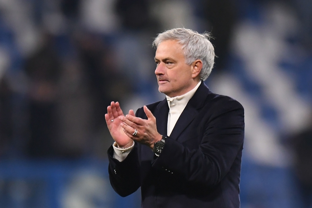 “توك سبورت”.. الهلال يفاوض جوزيه مورينيو لخلافة جيسوس