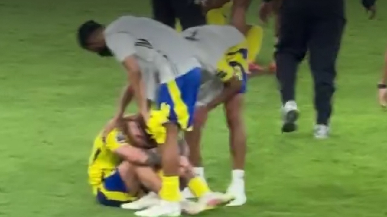 اوتافيو يبكي بعد الخروج من آسيا .. فيديو