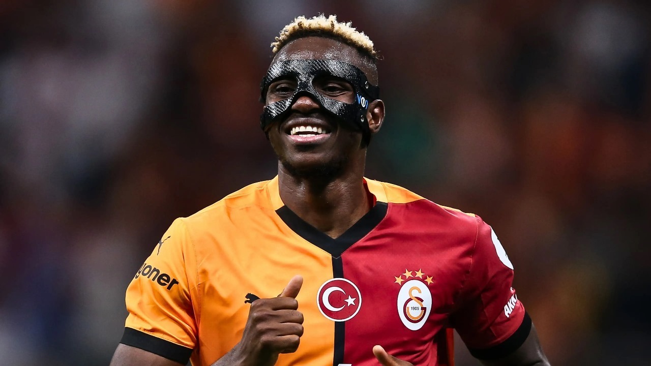 النصر يستهدف أوسيمين