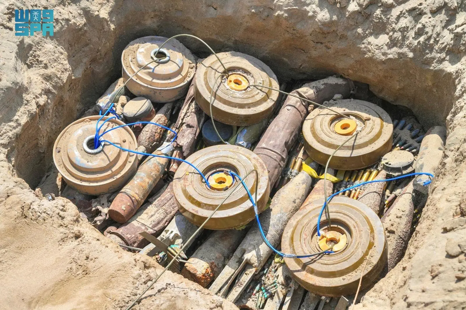 مركز الملك سلمان للإغاثة ينتزع 1.839 لغمًا عبر مسام في اليمن