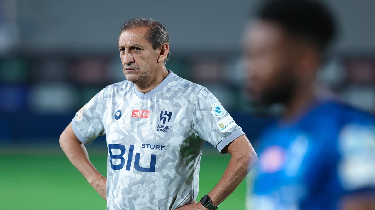 دياز يقترب من خلافة جيسوس في الهلال