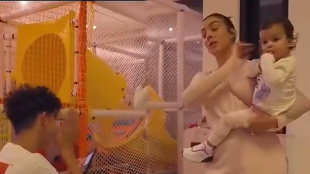 ردة فعل جورجينا بعد توسل كريستيانو جونيور ليتغيب عن المدرسة.. فيديو