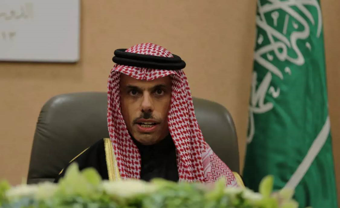 فيصل بن فرحان يستعرض الشراكة الإستراتيجية مع نظيره الأمريكي